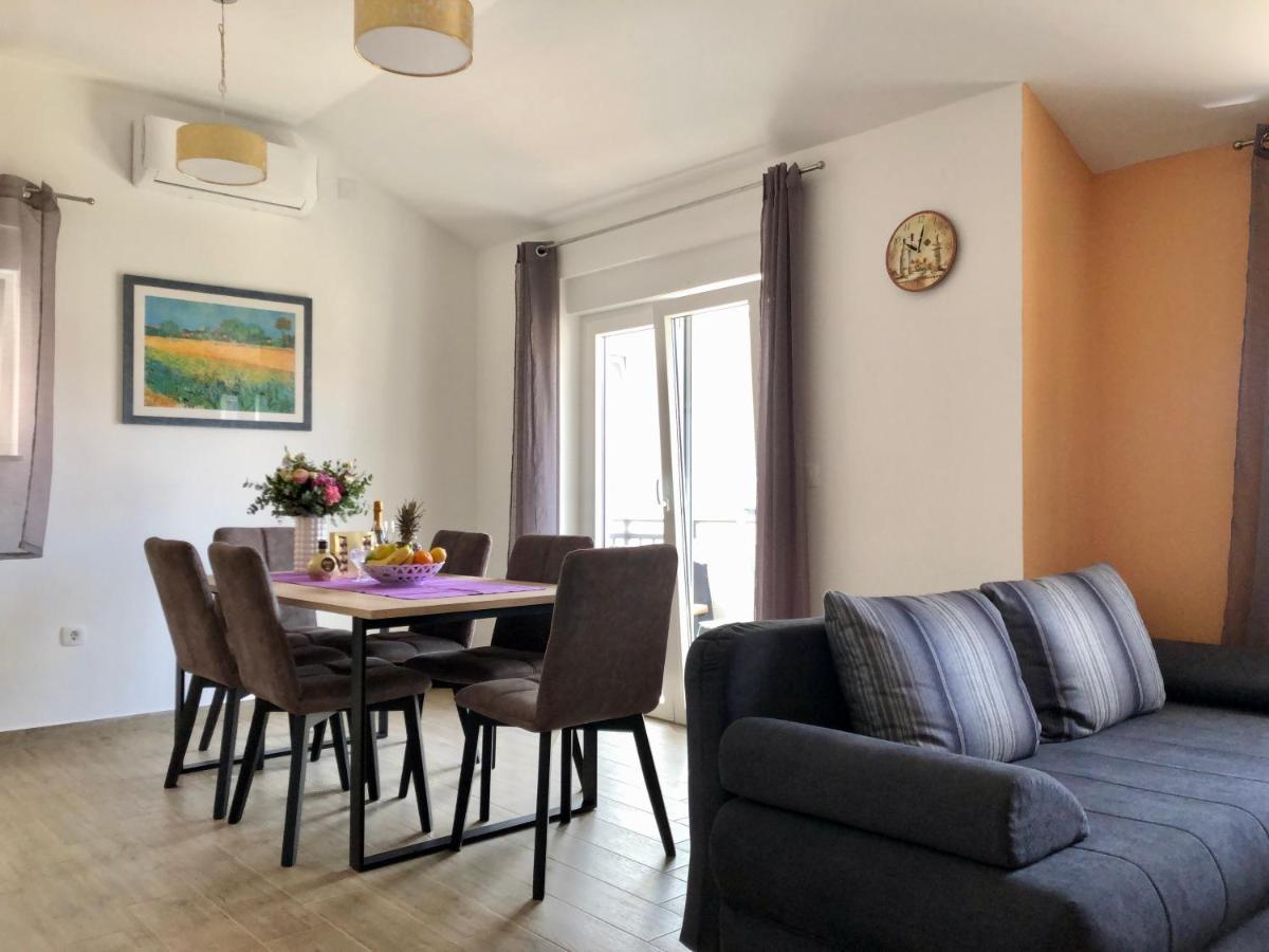 Apartament Tinel