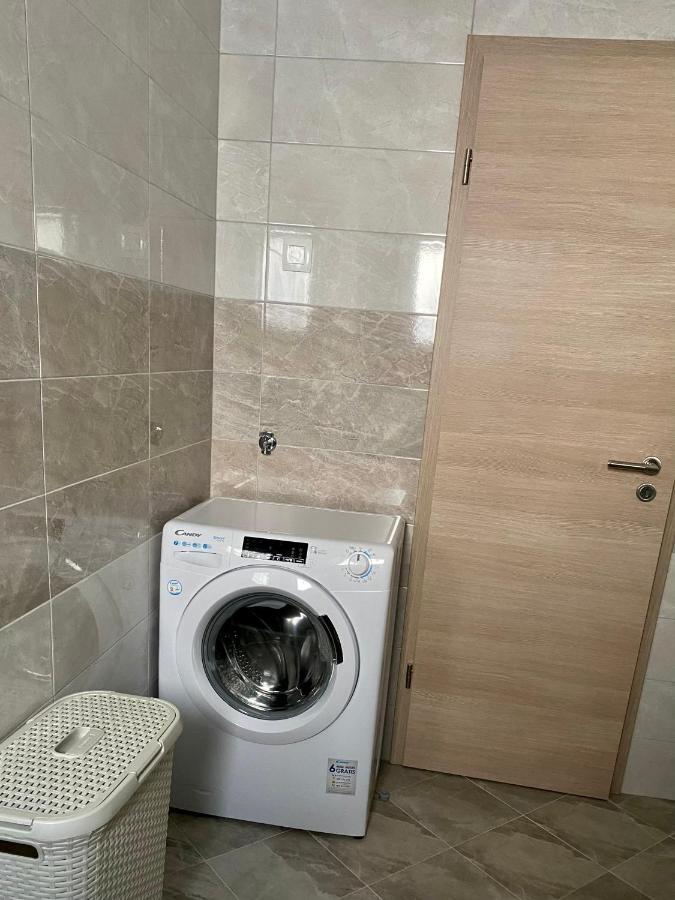 Tinel Apartament *