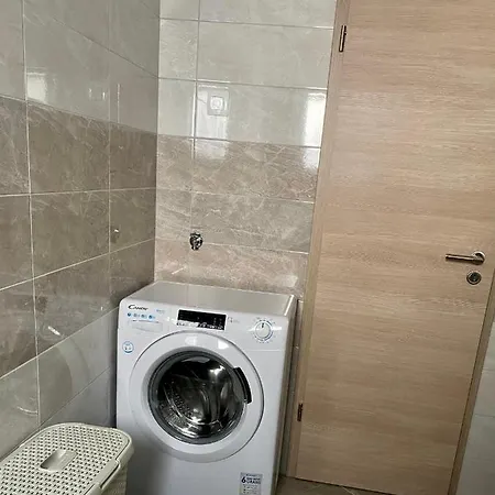 Tinel Apartment Vir Esterno foto